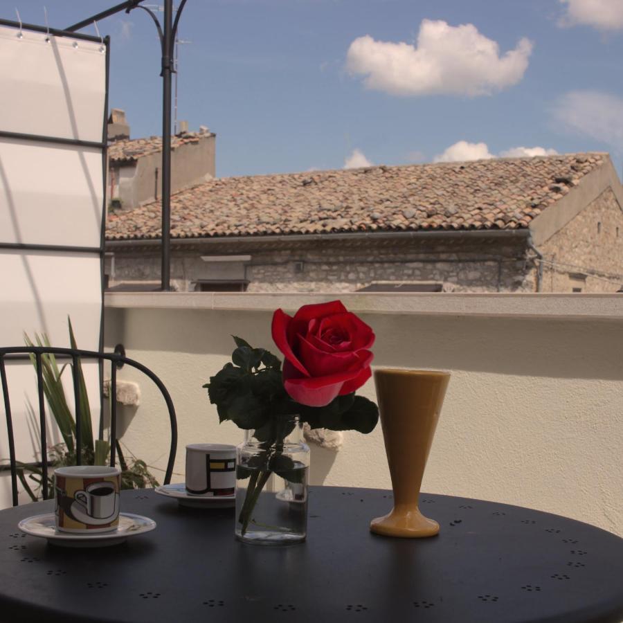 B&B Al Gravattone Venosa Bagian luar foto